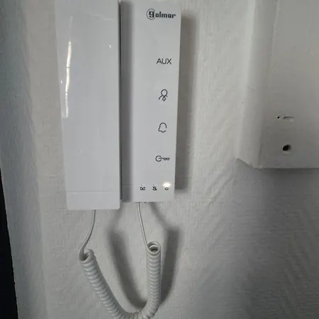 Kerinou Dans Immeuble Avec Interphone Lägenhet *
